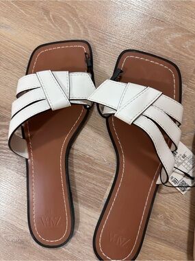 ZARA White Braided Leather Slide Sandals